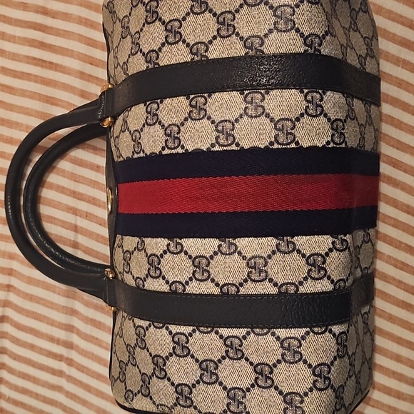 Gucci Vintage Mini Monogram Sherry Duffle - Picture 10 of 13